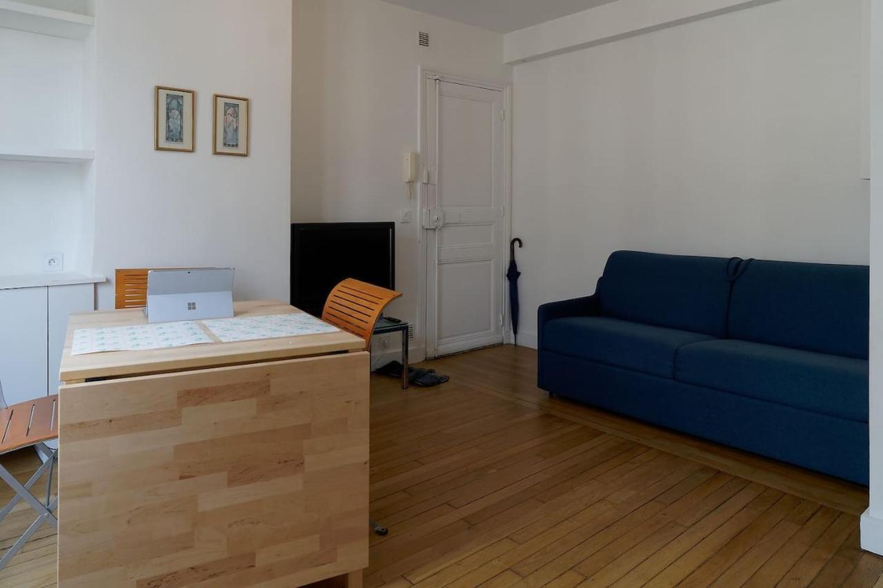 Quiet Apartment Near Montmartre Париж Екстериор снимка